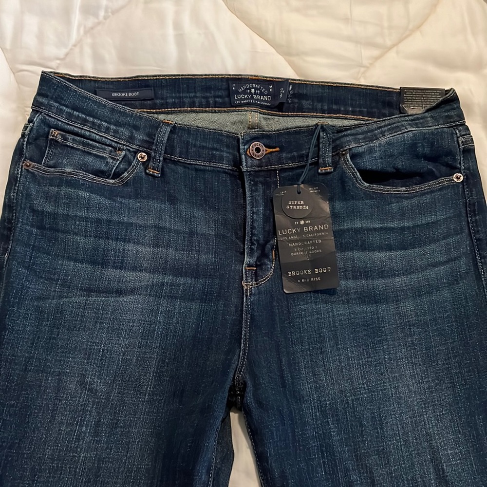 NWT Lucky Brand Brooke Bootcut Jeans 🍀